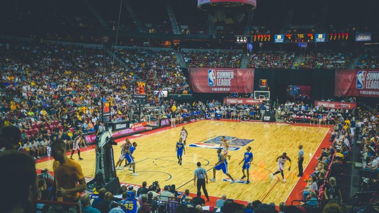Meet 5 apps to watch NBA live!