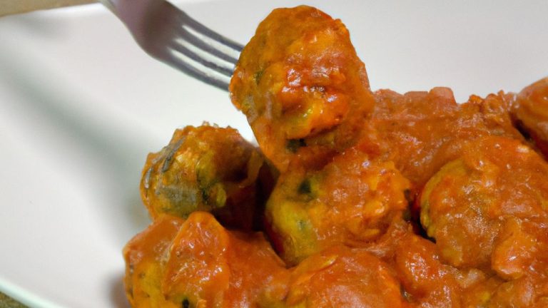 Almôndegas ao molho de tomate