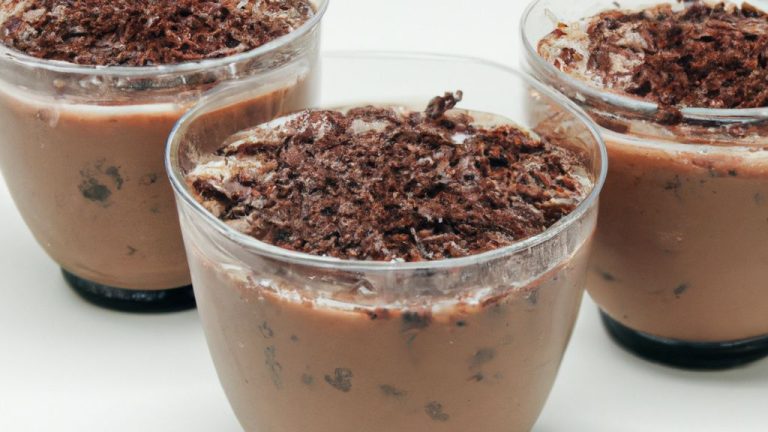 Arroz-doce com chocolate no copinho