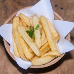 Batata frita com sal de ervas