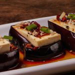 Berinjelas Recheadas com Tofu Seco