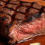 Bisteca bovina assada no forno