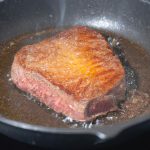 Bisteca de boi na panela de pressão