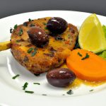 Bisteca de porco ao molho de laranja