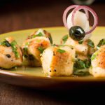 Bochechas de porco com camarão