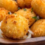 Bolinho de bacalhau assado com batata doce