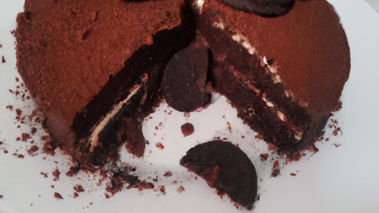 Bolo de chocolate com Oreo