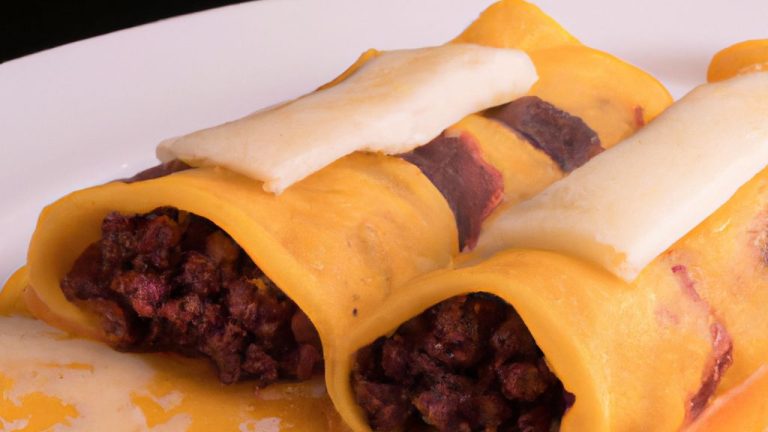 Canelones Recheados com Refogado de Peru