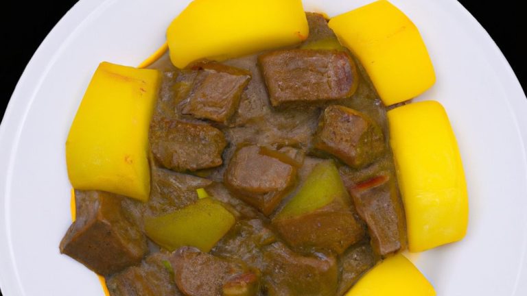 Carne de panela com mandioca cozida