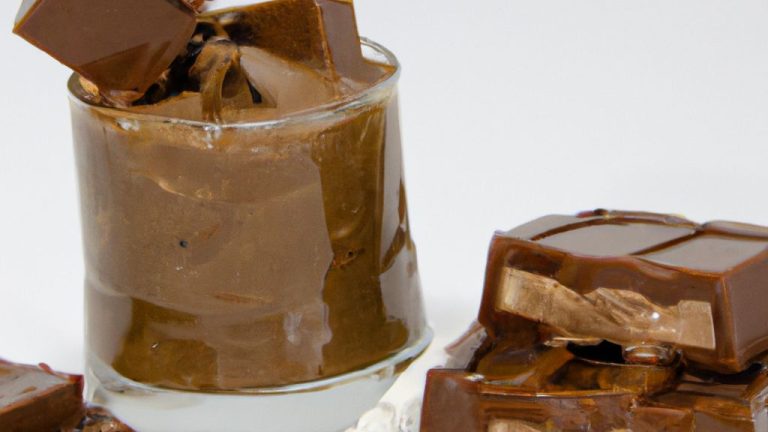 Chocolate de panela com Nescau e leite condensado