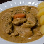 Estrogonofe de frango fácil