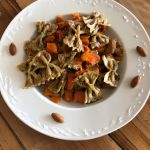 Farfalle Integrale com Almôndegas de Abobrinha