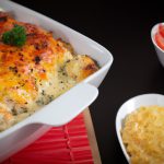 Filé de frango com queijo e presunto no forno