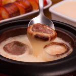 Fondue de carne com queijo