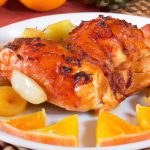 Frango estufado com abacaxi