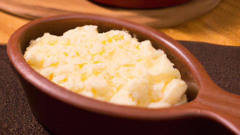 Grits de queijo e alho