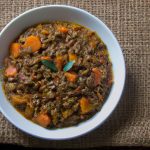 Guisado de lentilha com legumes