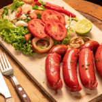 Linguiça Toscana com Tomate, Cebola e Pimentão