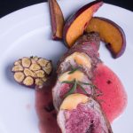 Lombo ao molho de frutas vermelhas