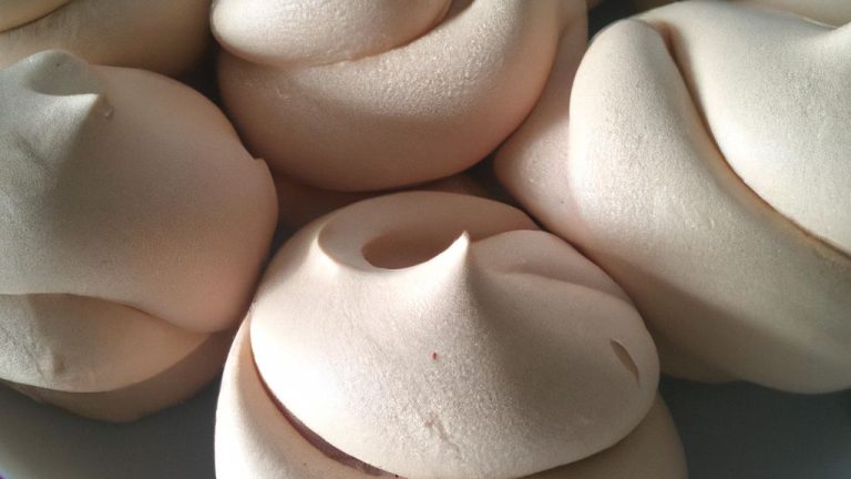 Merengue de café