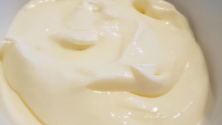 Molho de queijo holandês