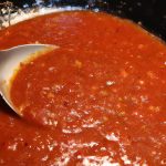 Molho de tomate caseiro para pizza