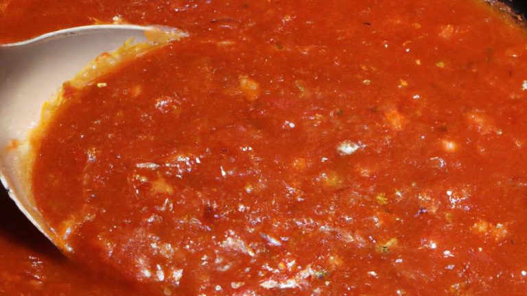 Molho de tomate caseiro para pizza