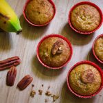 Muffins de banana e noz-pecã