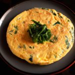 Omelete de atum com acelga