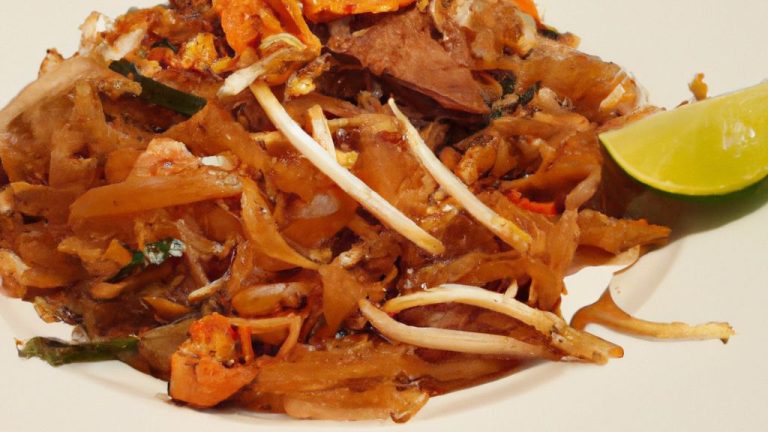 Pad thai tailandês com lombo