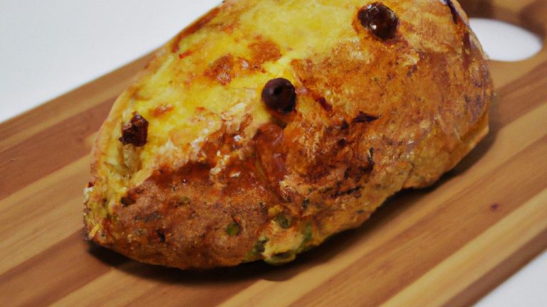 Pão de frigideira recheado .