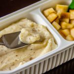 Patê de frango light com iogurte natural e noz-moscada