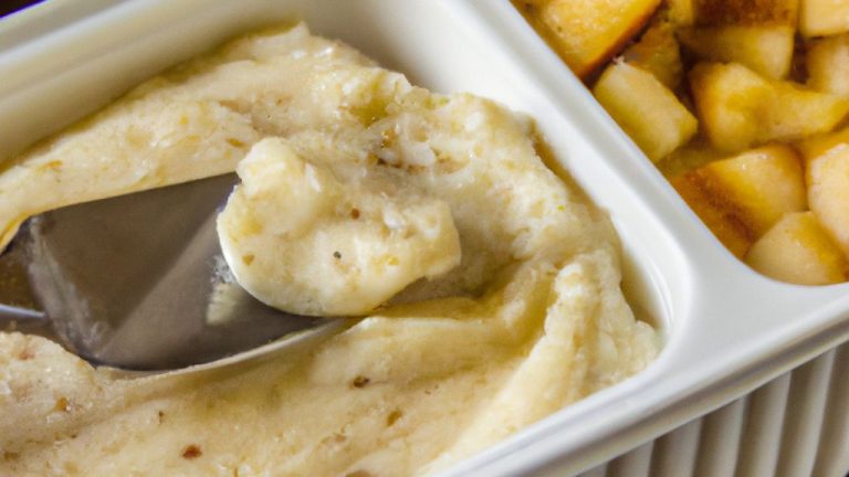 Patê de frango light com iogurte natural e noz-moscada