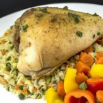 Peito de Frango com Cuscuz e Vegetais