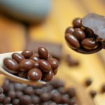 Amêndoas de chocolate e mel