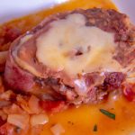 Bisteca de porco ao molho branco