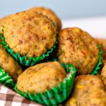 Bolinhos de Fubá e Cebola