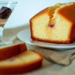 Bolo Branco com Goiaba