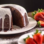 Bolo de Chocolate com Morango