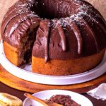 Bolo de Chocolate com Recheio de Banana