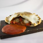 Calzone de Frango e Queijo