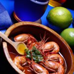 Camarões Cozidos na Cerveja