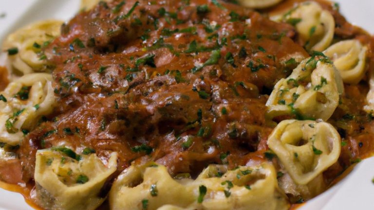 Receita de Capeletti ao molho de bracciola