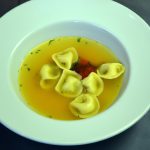 Cappelleti in brodo