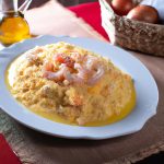 Cuscuz de Bacalhau com Molho de Camarões