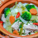 Ensopado de Coelho com Champions e Abobrinha