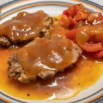 Escalopes de lombo ao molho mostarda