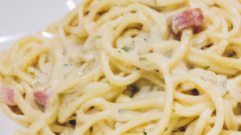 Receita de Espaguete ao Molho Carbonara