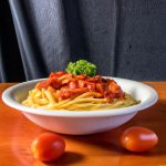 Espaguete com Calabresa