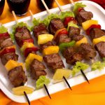 Espetinhos de Carne e Legumes